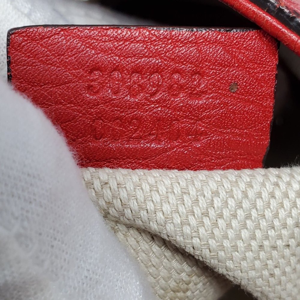 Gucci Soho Medium on Chain Leather Shoulder Bag - Picture 14 of 15